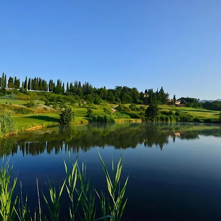 Tenuta Le Tre Virtu אתר נופש 3*