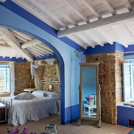 Tenuta Le Tre Virtu אתר נופש סקרפריה