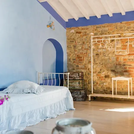 Tenuta Le Tre Virtu אתר נופש סקרפריה