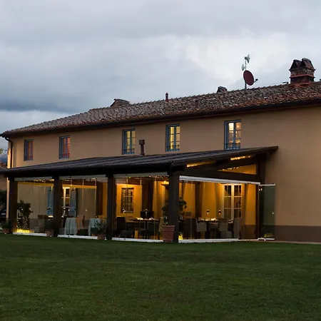 Resort Tenuta Le Tre Virtu 3*